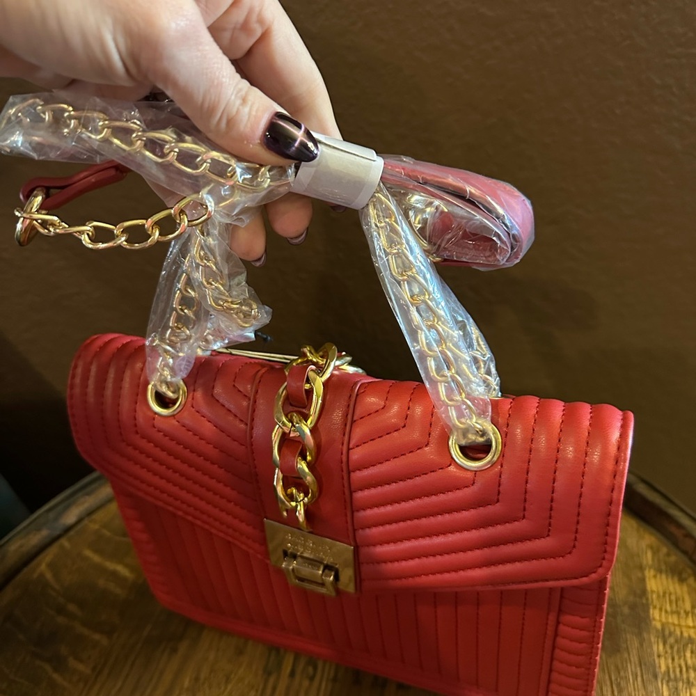 Badgley Mischka Red Quilted Bag - Picture 3 of 6